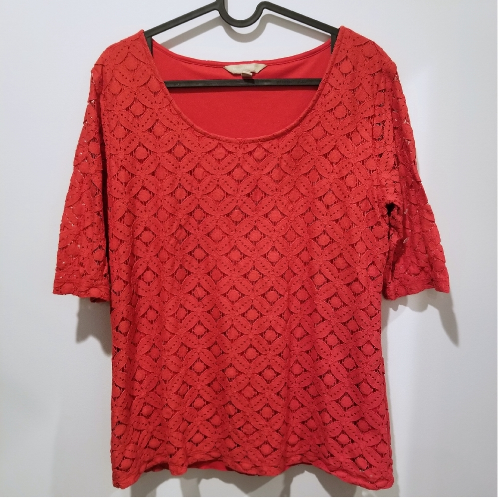 Free BANANA REPUBLIC Lace Short Sleeve Overlay Top